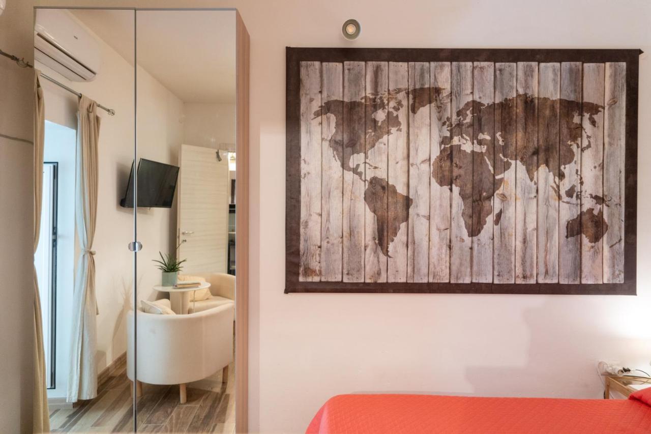 Casa Borbonica Cozy Apartment In Ortigia Ground Floor シラクーサ エクステリア 写真